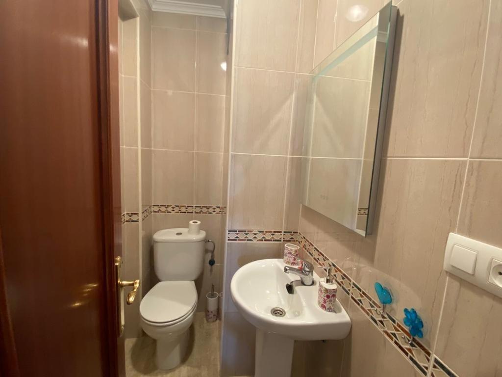 Piso Exclusivo En Primera Linea De Playa Apartment Torre Del Mar Exterior photo